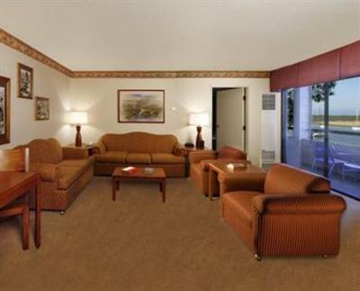 фото отеля Embarcadero Inn