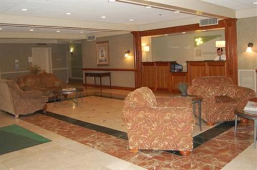 фото отеля Holiday Inn Charlottesville-Monticello