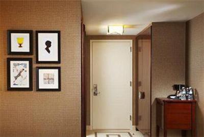 фото отеля Sheraton Omaha Hotel