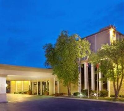 фото отеля Sheraton Omaha Hotel