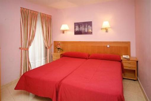 фото отеля Hostal Cruz Sol