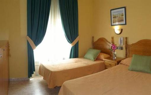 фото отеля Hostal Cruz Sol