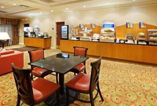 фото отеля Holiday Inn Express Knoxville Strawberry Plains