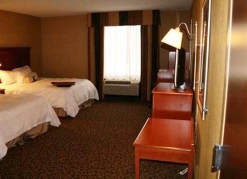 фото отеля Hampton Inn Utica