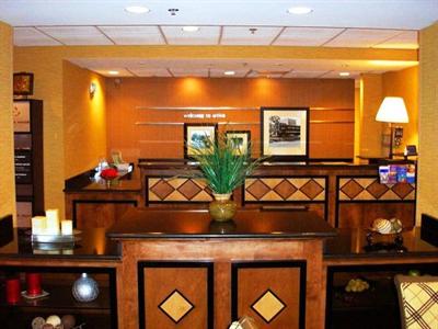 фото отеля Hampton Inn Utica