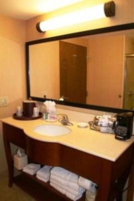 фото отеля Hampton Inn Utica