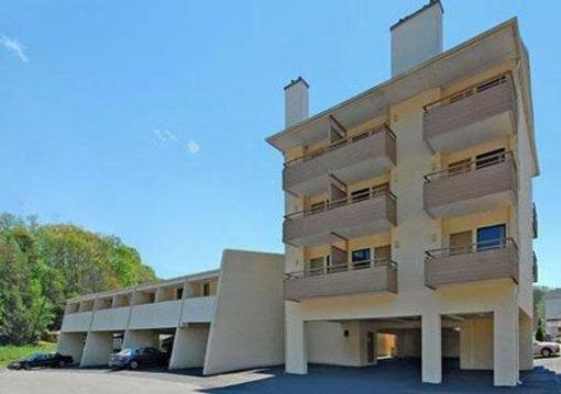 фото отеля Econo Lodge Inn & Suites Gatlinburg