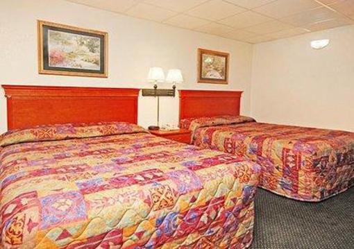 фото отеля Econo Lodge Inn & Suites Gatlinburg