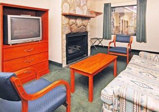 фото отеля Econo Lodge Inn & Suites Gatlinburg