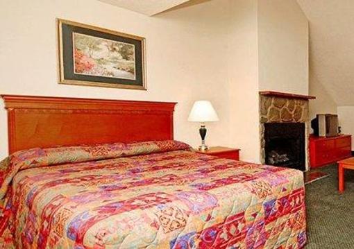 фото отеля Econo Lodge Inn & Suites Gatlinburg