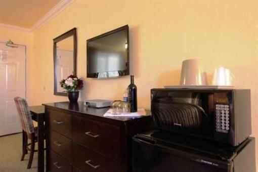 фото отеля Americas Best Value Inn & Suites - San Francisco Airport