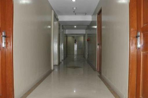 фото отеля Gloria Apartment Jakarta