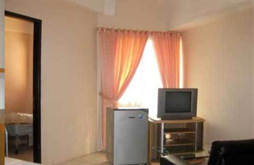 фото отеля Gloria Apartment Jakarta
