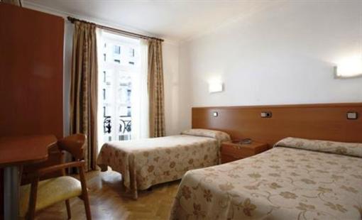 фото отеля Hostal Luis XV