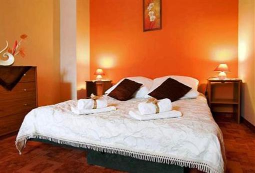 фото отеля Pokoje Goscinne Bed & Breakfast Unikat Krakow