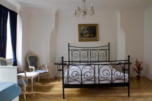 фото отеля Charles Bridge Bed & Breakfast Prague