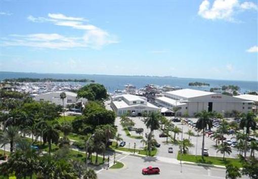 фото отеля Courtyard Miami Coconut Grove