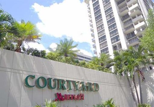 фото отеля Courtyard Miami Coconut Grove
