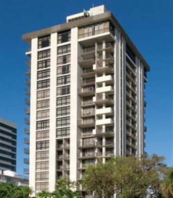 фото отеля Courtyard Miami Coconut Grove