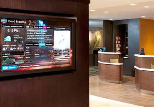 фото отеля Courtyard Miami Coconut Grove
