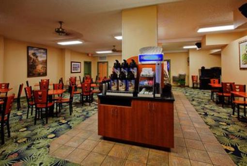 фото отеля Holiday Inn Express Orange Beach-On The Beach