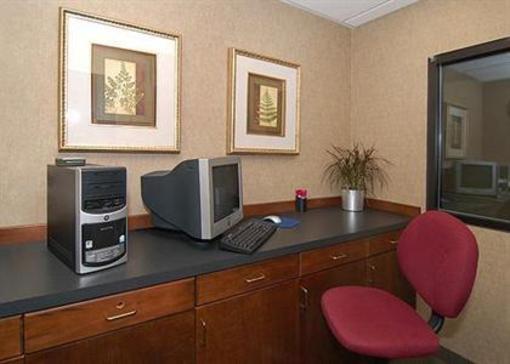фото отеля Hawthorn Suites - Charlotte