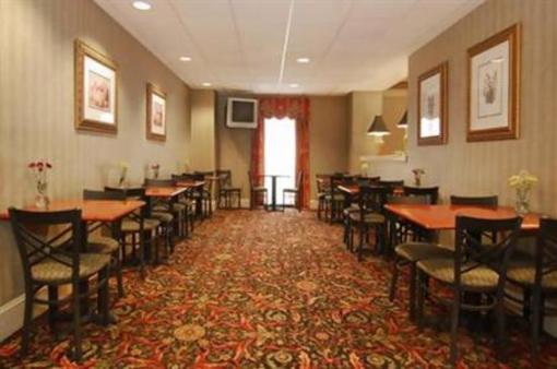 фото отеля Hawthorn Suites - Charlotte