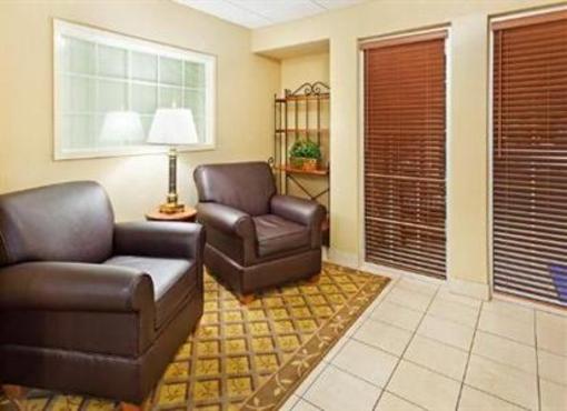 фото отеля Hawthorn Suites - Charlotte