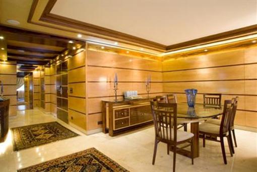 фото отеля Lahoya Suites Beirut