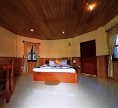 фото отеля Spring Valley Resort Kep