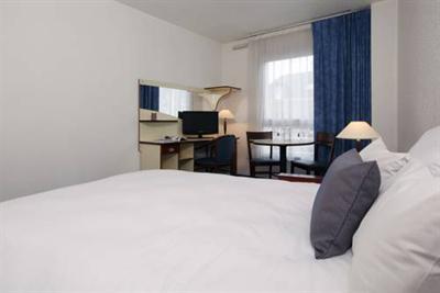 фото отеля Appart'City Nantes Viarme