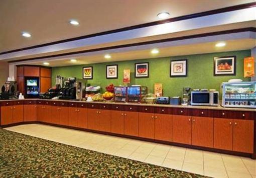 фото отеля Fairfield Inn New York JFK Airport