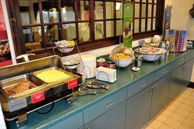 фото отеля Hampton Inn Bedford