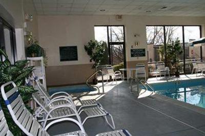 фото отеля Hampton Inn Bedford