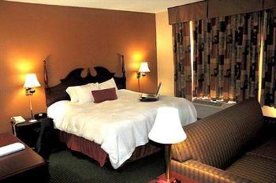 фото отеля Hampton Inn Bedford