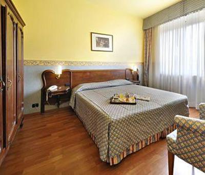 фото отеля Tourist Hotel Turin