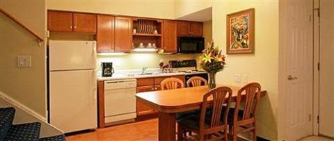 фото отеля Gatehouse Suites Grand Rapids East