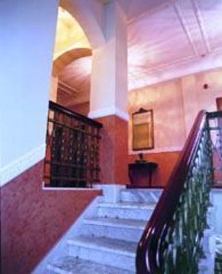 фото отеля Minerva Premier Hotel