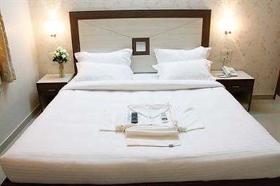 фото отеля Rockwell Plaza Hotel New Delhi
