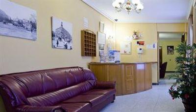 фото отеля Hostal Castilla II