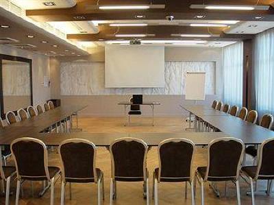 фото отеля Ikar Hotel