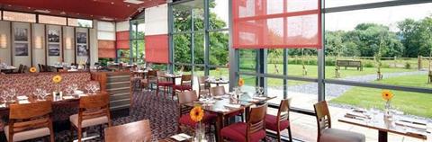 фото отеля Cheltenham Chase Hotel Brockworth