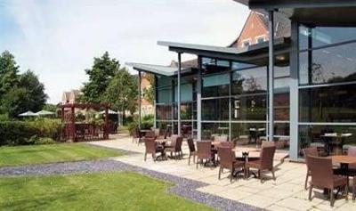 фото отеля Cheltenham Chase Hotel Brockworth