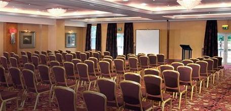фото отеля Cheltenham Chase Hotel Brockworth