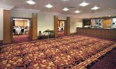 фото отеля Cheltenham Chase Hotel Brockworth