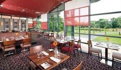 фото отеля Cheltenham Chase Hotel Brockworth