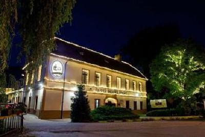 фото отеля Hotel Selsky Dvur