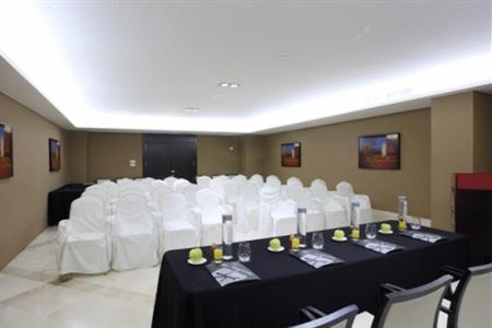 фото отеля Hotel Ah Granada Palace Monachil
