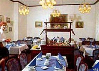 фото отеля Hotel Schumacher Düsseldorf