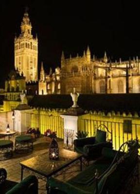 фото отеля Puerta Catedral Apartamentos Seville (Spain)
